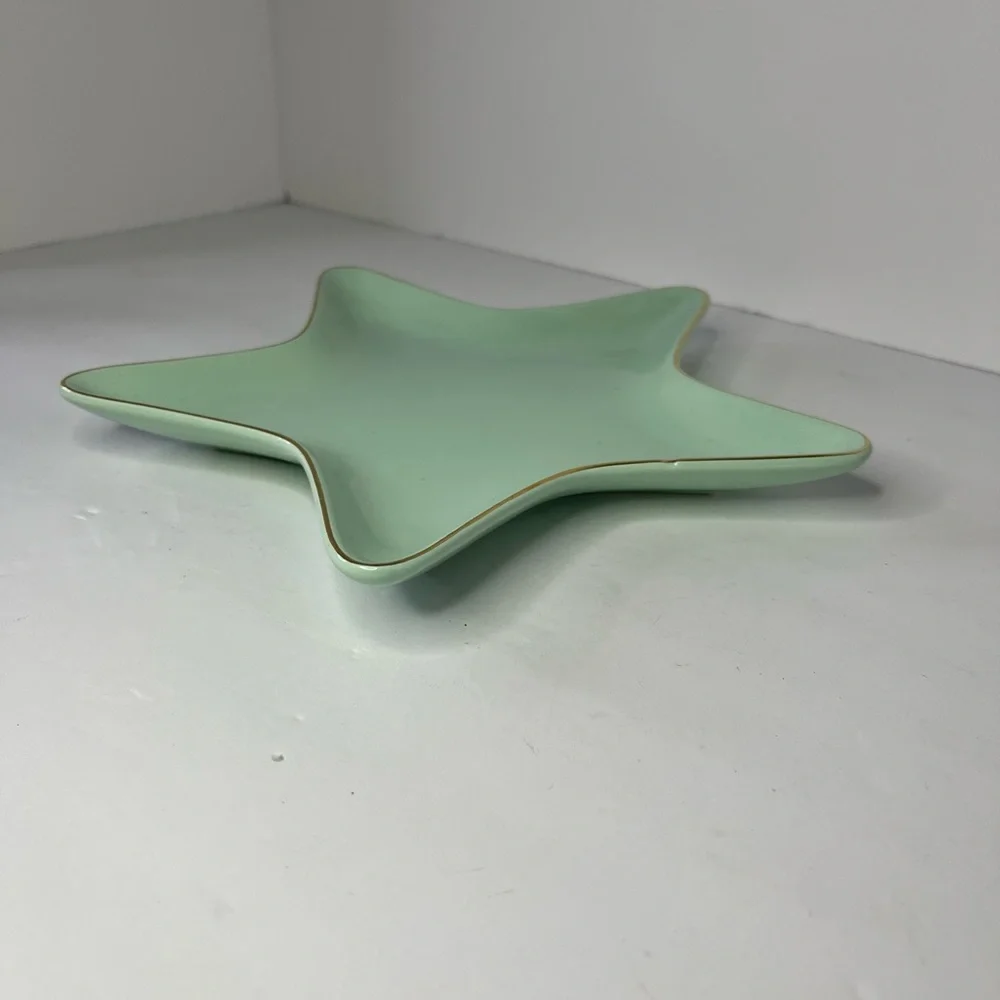 Ciroa Luxe Stoneware Star Candy‎ Nut Dish with Gold Trim Ceramic Pale Green